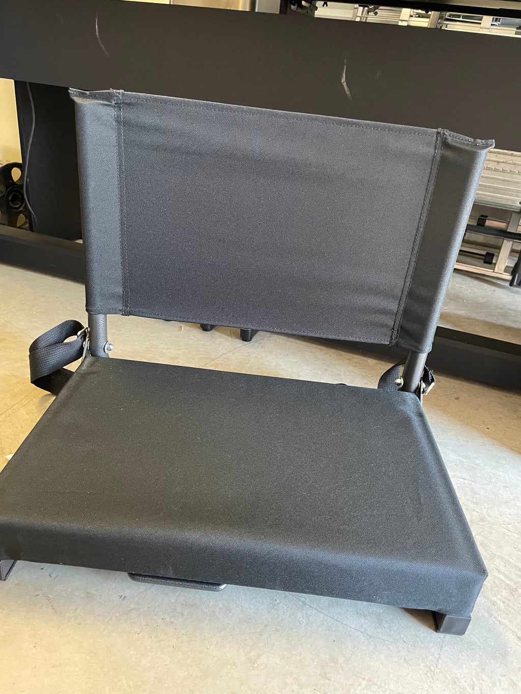 Cascade Mountain Tech padded stadium seat