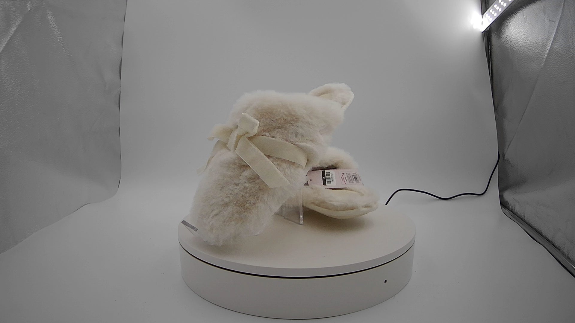 Women's Arbor Plush Scuff Slippers - Auden White L