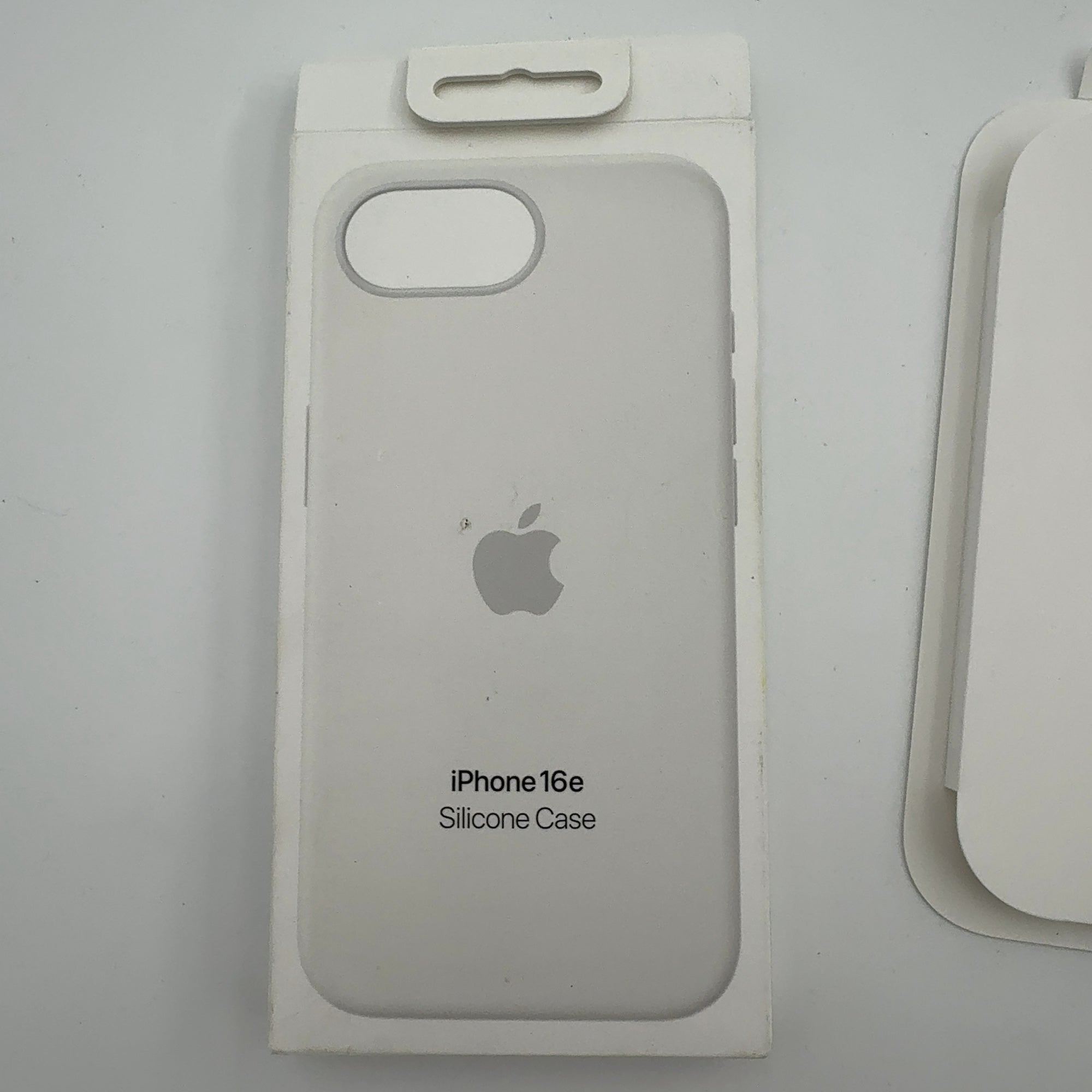 Apple Iphone 16E Silicone Case - White