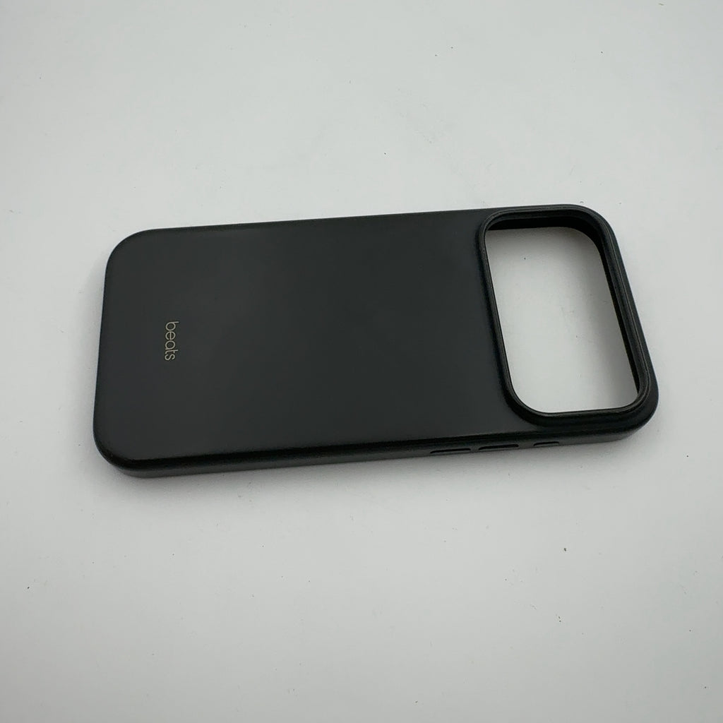 Beats iPhone 17 Pro Max Case with MagSafe and Camera Control — Granite Gray