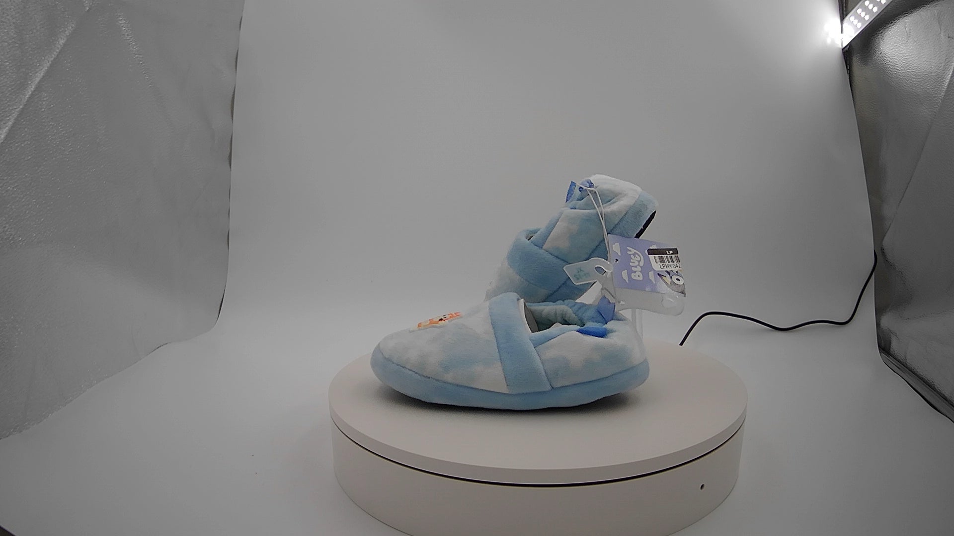 Toddler Bluey Cloud Slippers - Blue XL: Indoor/Outdoor, Animal Icon, Slip On