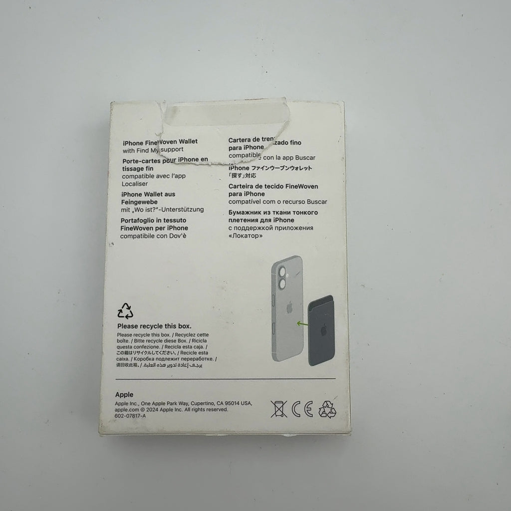 Apple Iphone Finewoven Wallet With Magsafe - Black