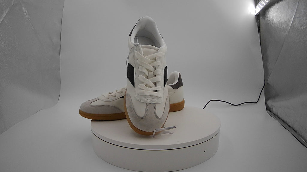 Women's Spencer Fashion Sneakers with Memory Foam Insole - Universal Thread 11 White: Lace-Up, Low Top, Textured Outsole