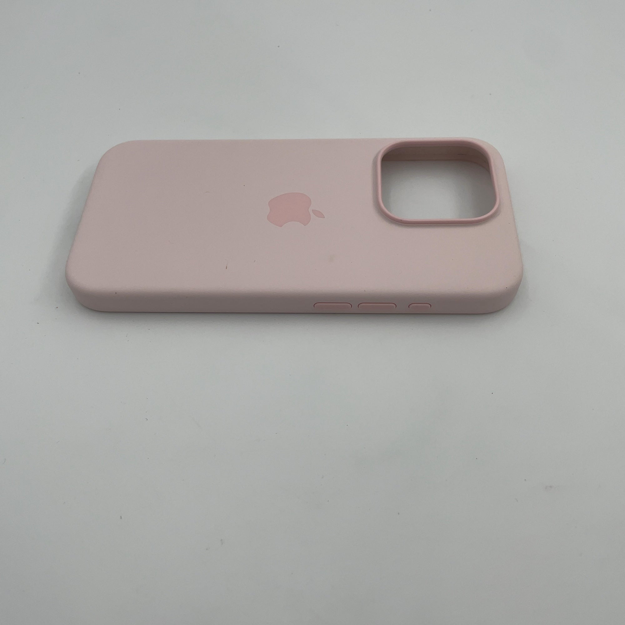 Apple iPhone 15 Plus Silicone Case with MagSafe - Light Pink