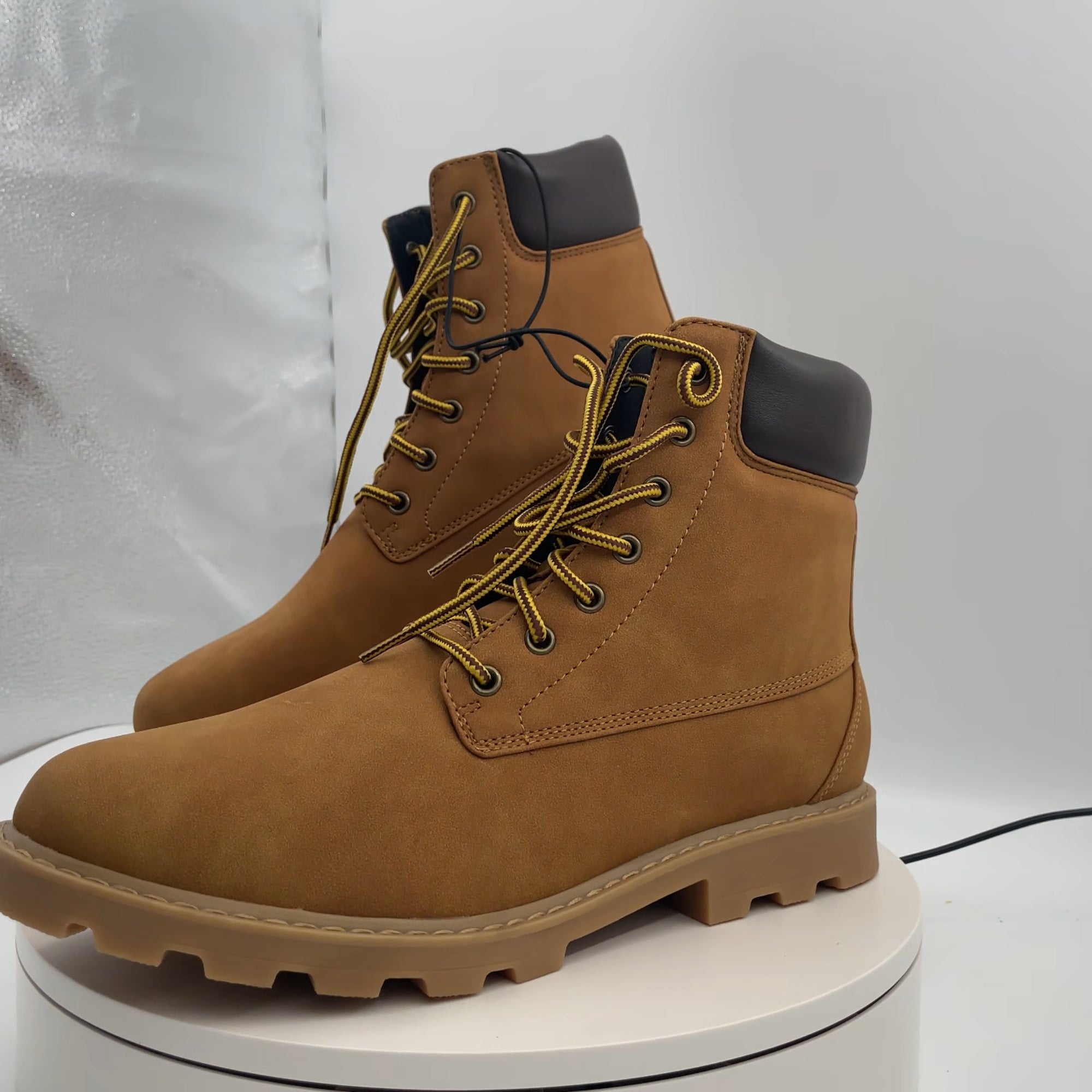 Men's Tahoe Lug Sole Boots - Goodfellow & Co Tan 10.5