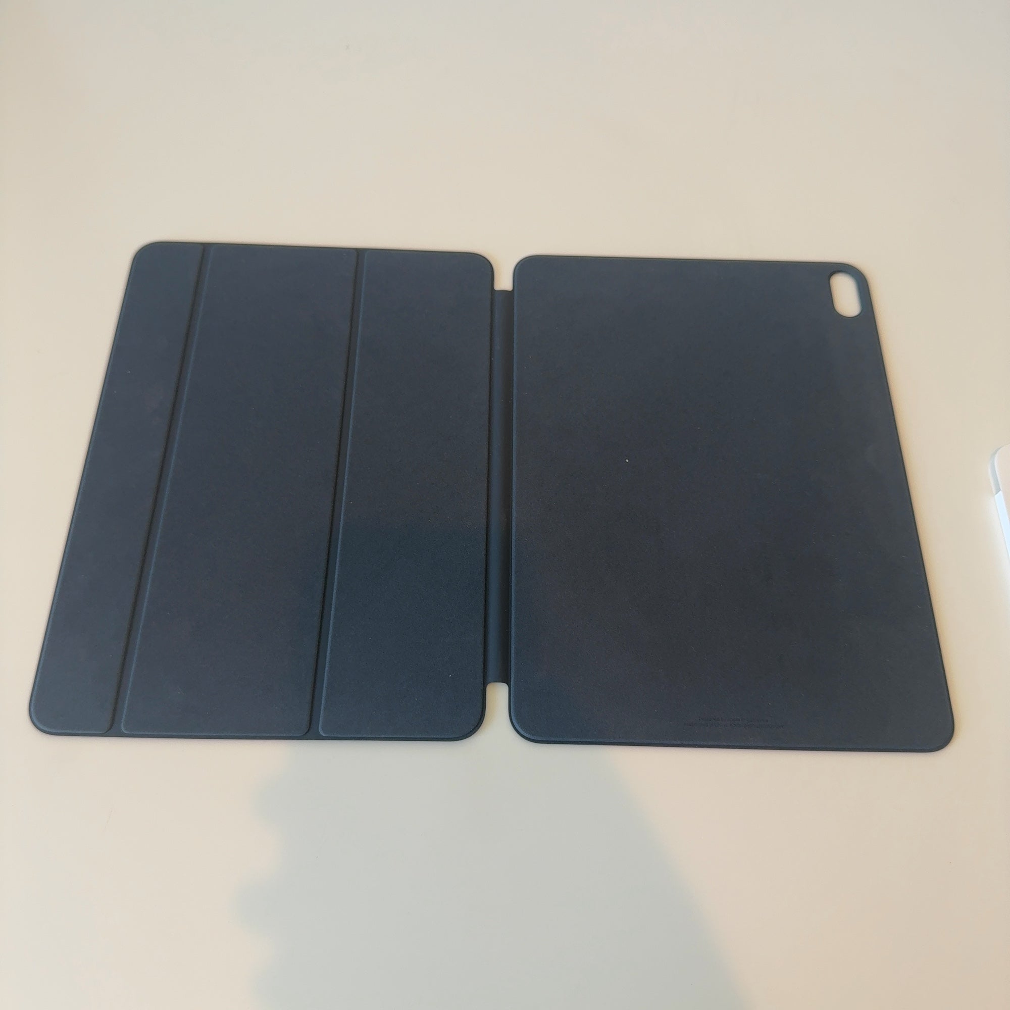 Apple Smart Folio For Ipad Air 11-Inch (M2) (2024, 6Th Generation) - Charcoal Gray