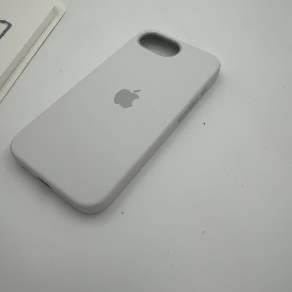 Apple Iphone 16E Silicone Case - White