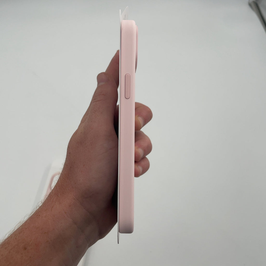 Apple Iphone 14 Plus Silicone Case With Magsafe - Chalk Pink