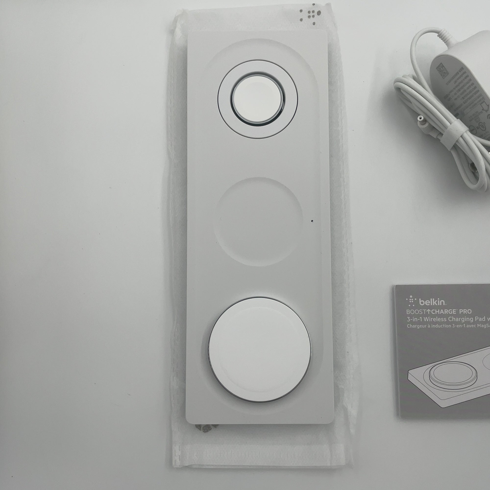Belkin Boostcharge Pro 3 In 1 Wireless Charging Pad Magsafe - White (Wiz016Ttwh-Tl)