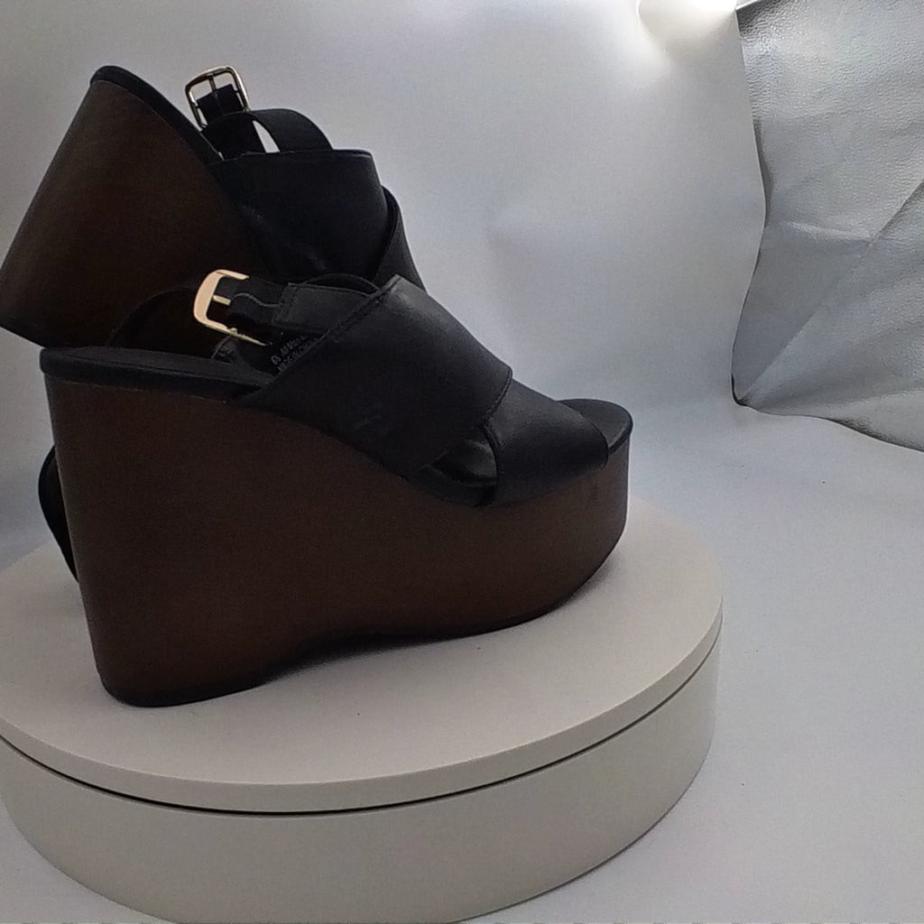 Women's Naomi Wood Wedge Heels With Memory Foam Insole - Universal Thread Black 6.5: Ankle Strap, Open Toe - Like New U001