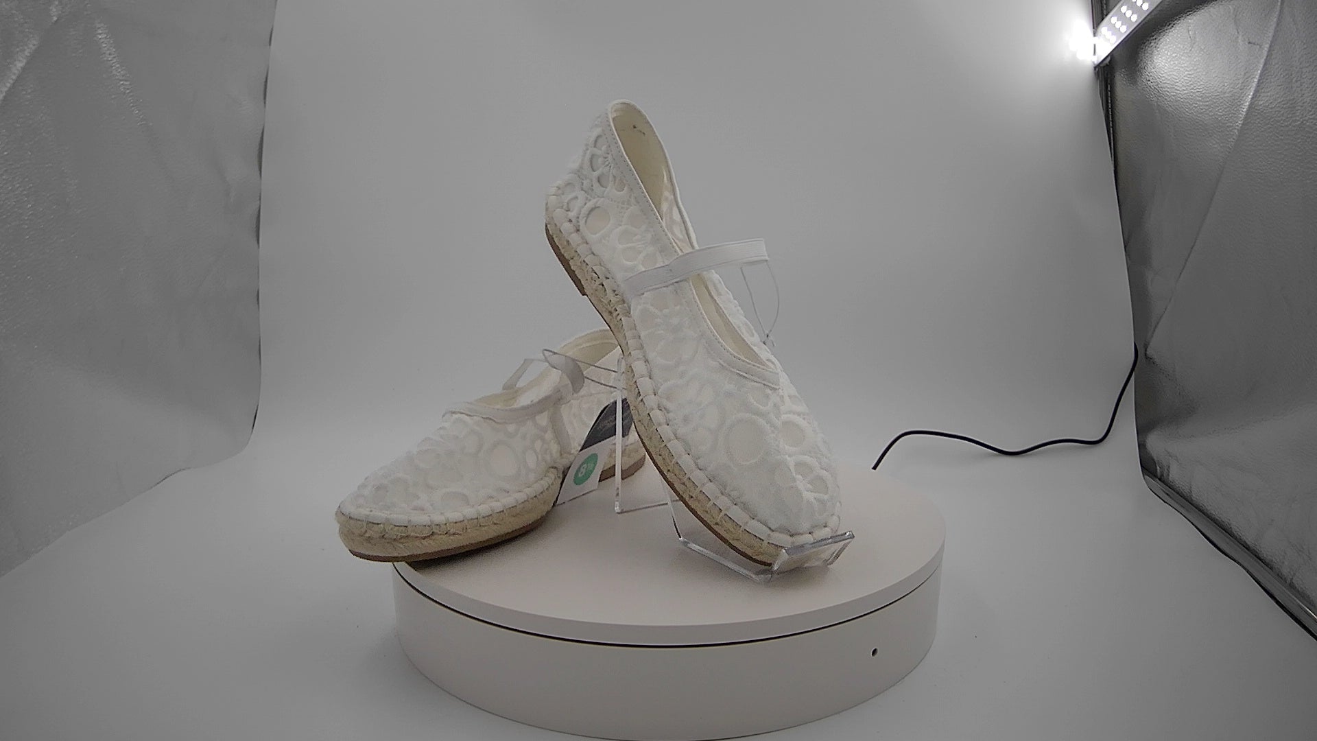 Women's Celia Floral Lace Mary Jane Espadrille Flat with Memory Foam Insole - Universal Thread White 8.5: Breathable Mesh Upper
