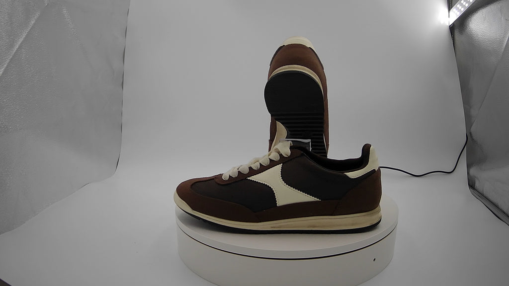 Women’s Skyler Jogger Sneakers with Memory Foam Insole – Universal Thread Brown 7.5