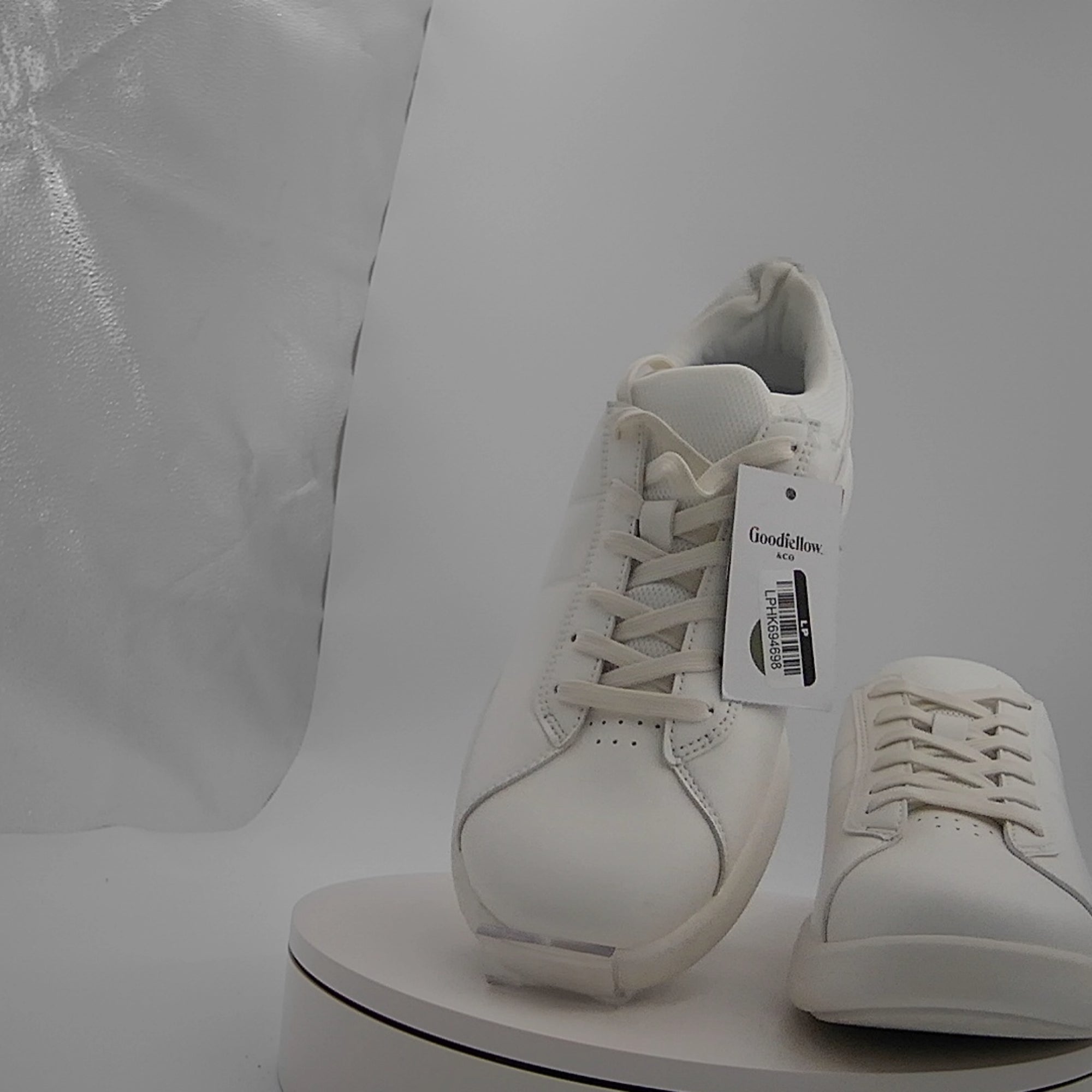 Men's Scout Sneakers - Goodfellow & Co White 11: Lace-Up, Cushioned Footbed, Mesh Construction, Medium Width