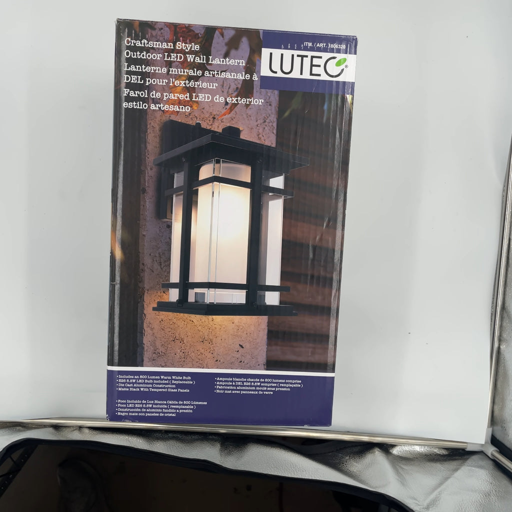 Lutec Craftsman Style