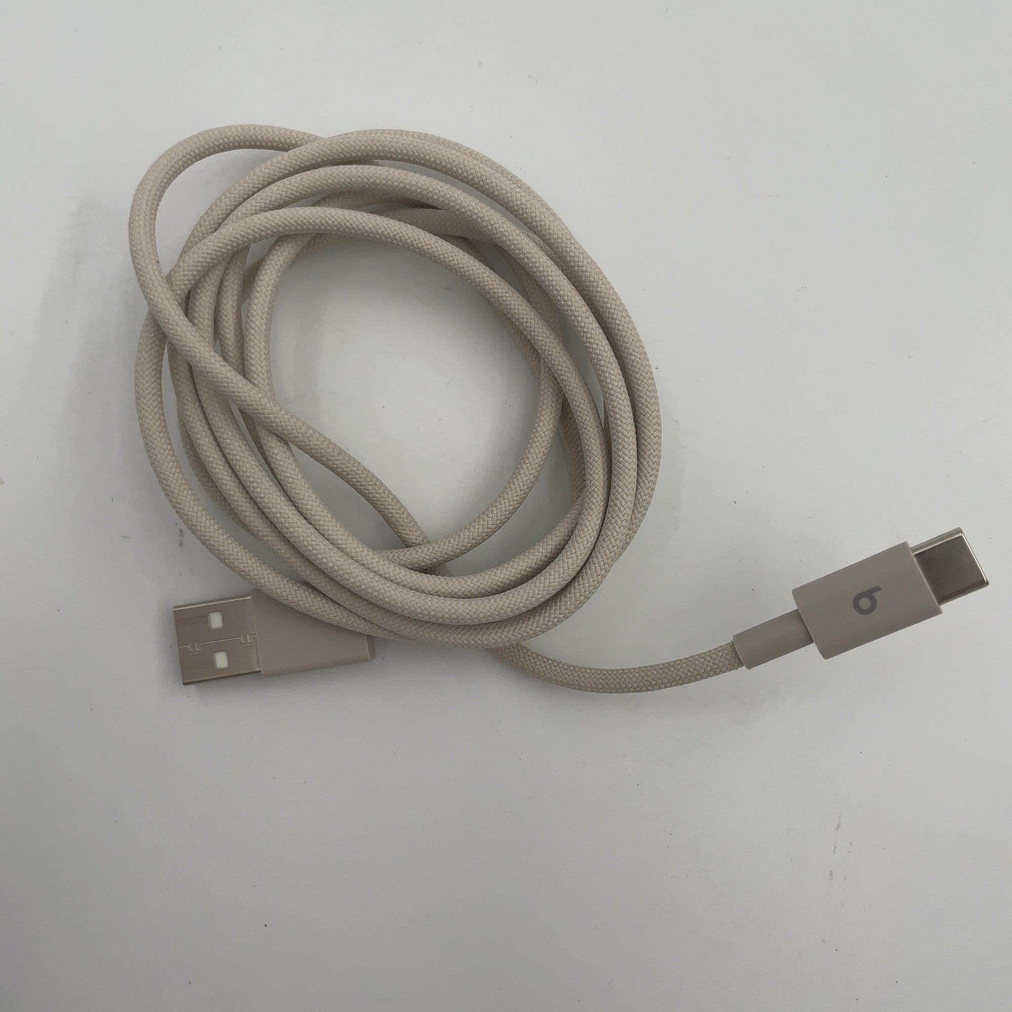 Beats USB-A to USB-C Woven Cable (1.5 m) - Surge Stone
