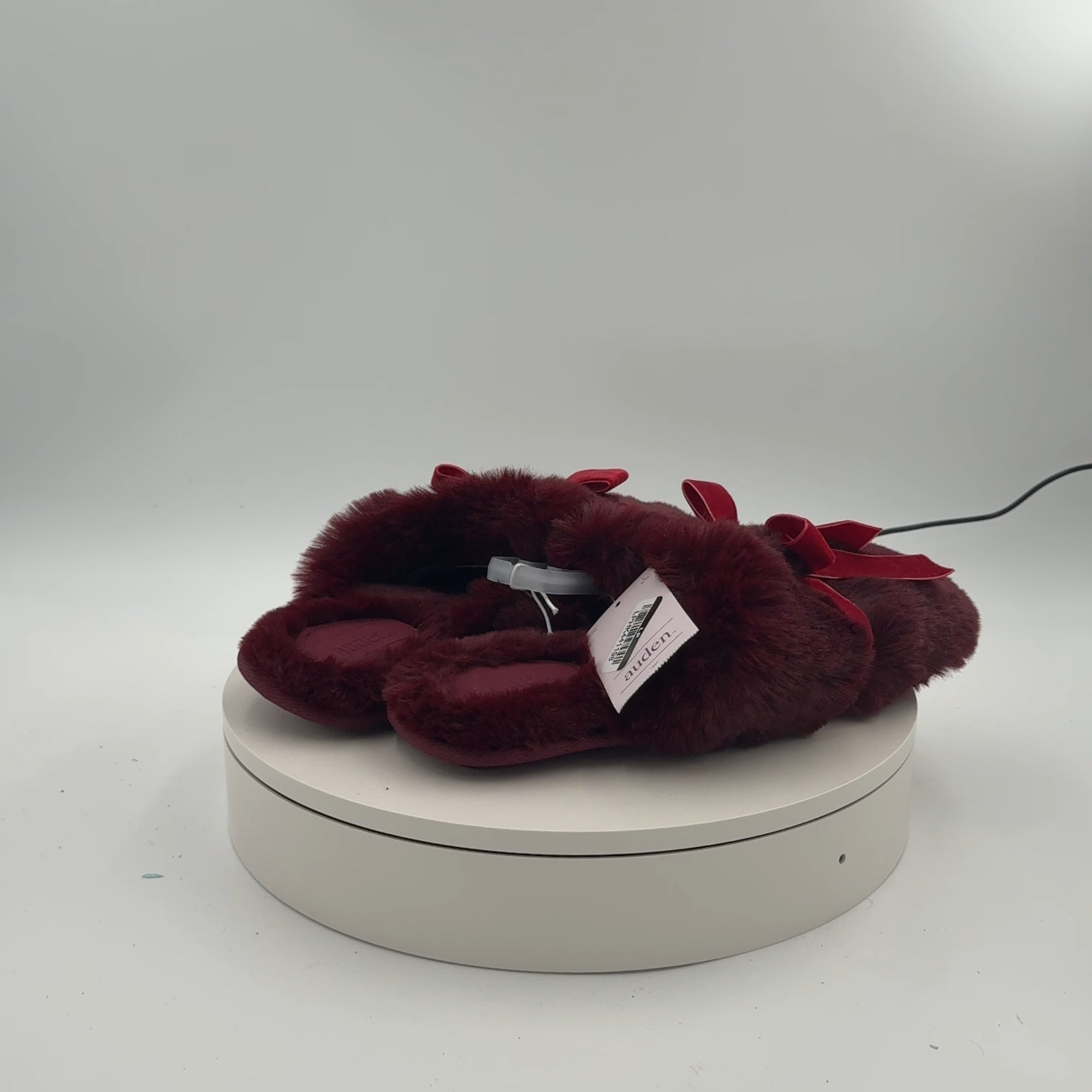 Women's Arbor Plush Scuff Slippers - Auden Red L