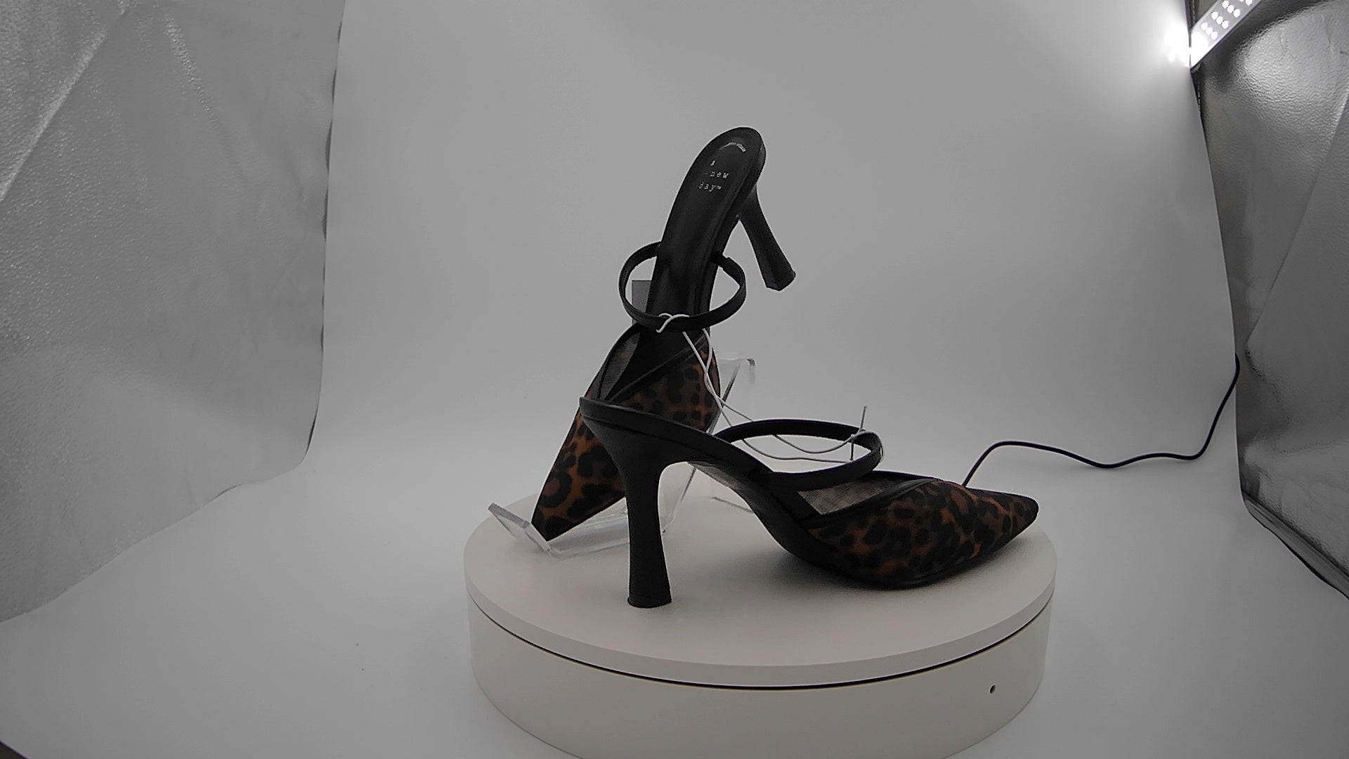 Women’s Sonia Heels with Memory Foam Insole – A New Day Light Brown 8