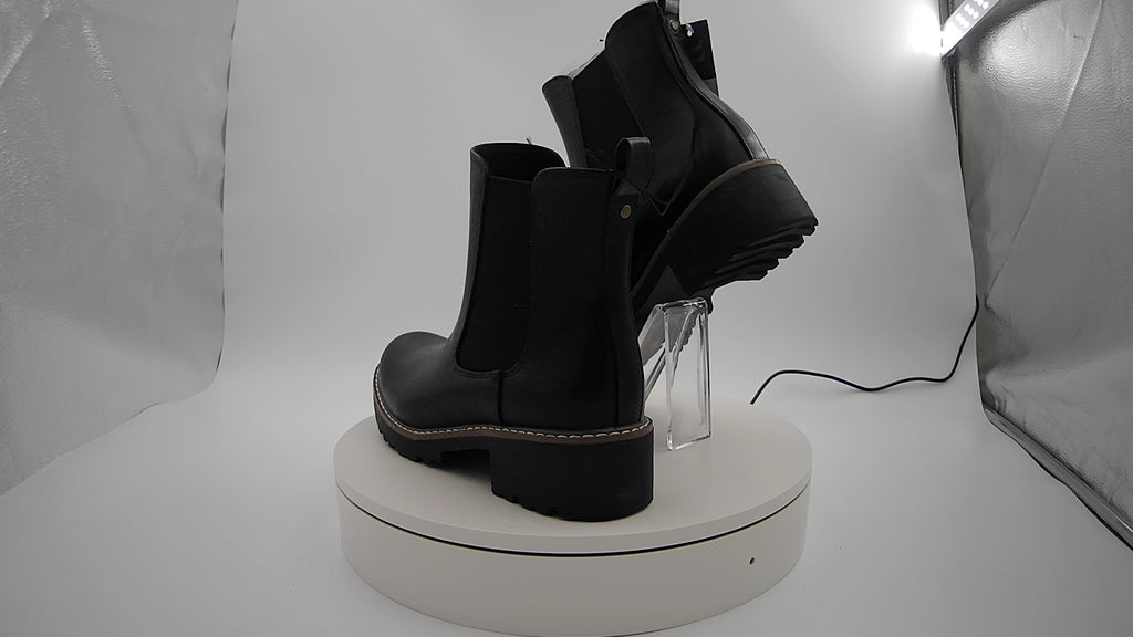 Women's Celina Ankle Chelsea Boots with Memory Foam Insole - Universal Thread Black 7W: Ankle Height, Block Heel