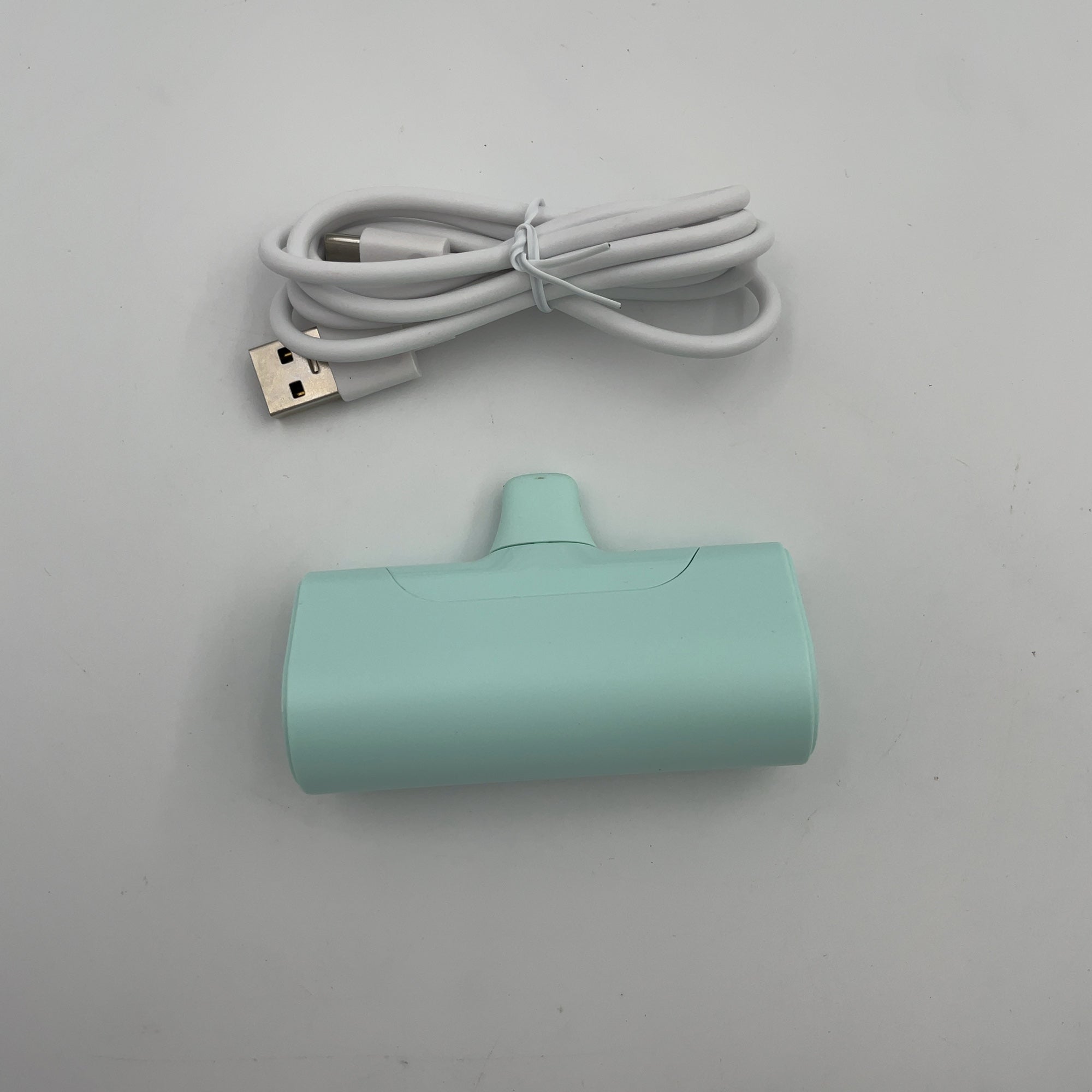 iWALK Small Portable Charger 4500mAh Ultra-Compact Power Bank Cute Battery Pack For iPhone 14/13/12/11/XS/XR/X/8/7/6 Airpods - Green