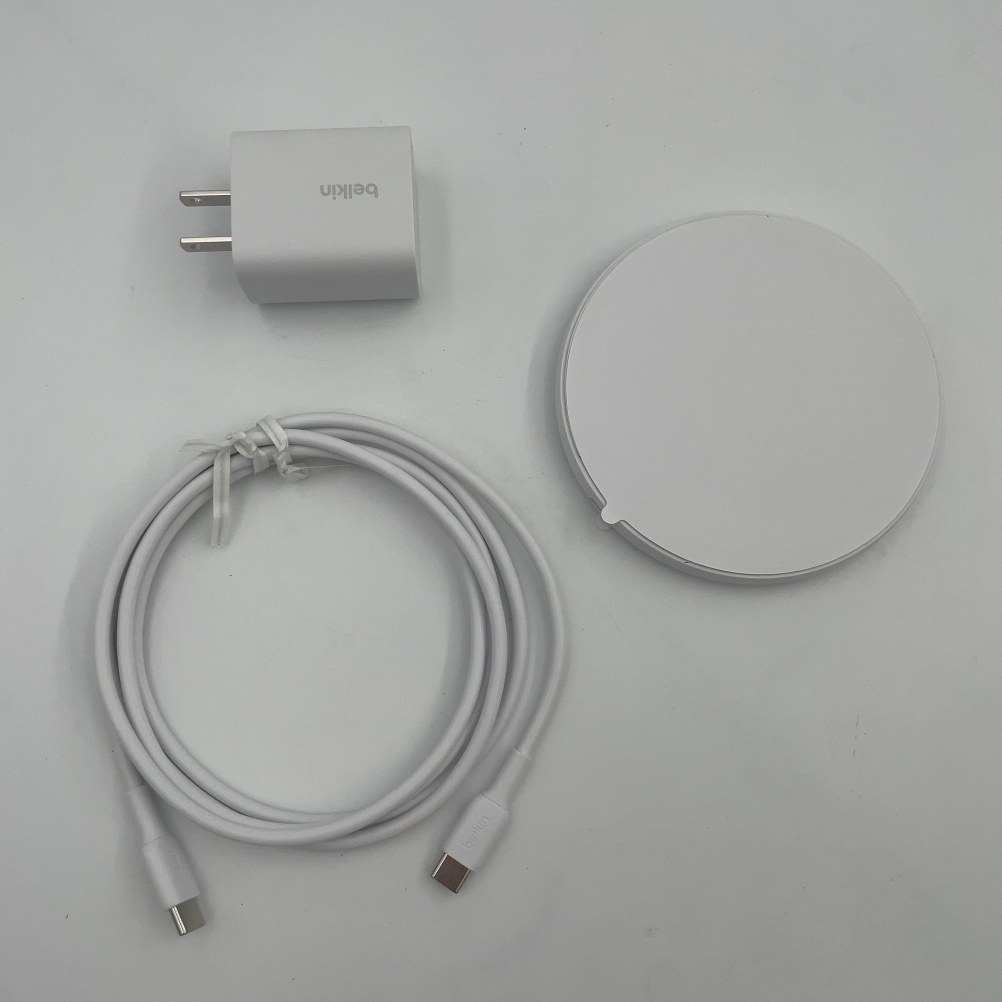 Belkin 15W Qi Charging Pad - White: MagSafe Compatible, USB-C Connection, Quick Charge