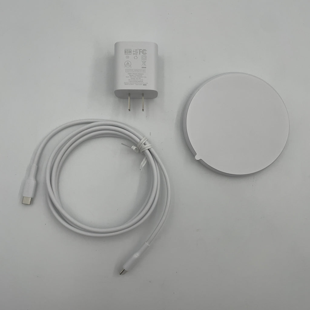 Belkin 15W Qi Charging Pad - White: MagSafe Compatible, USB-C Connection, Quick Charge