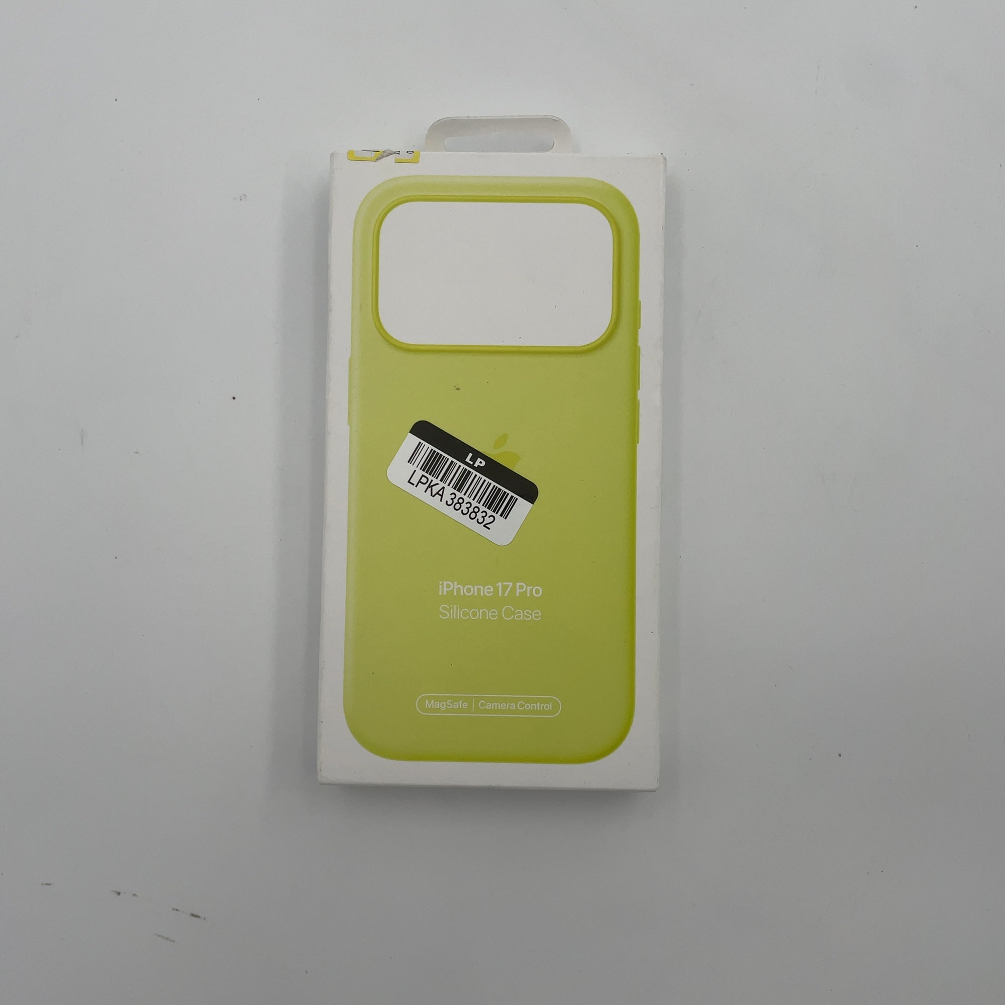 Apple Iphone 17 Pro Silicone Case With Magsafe – Neon Yellow