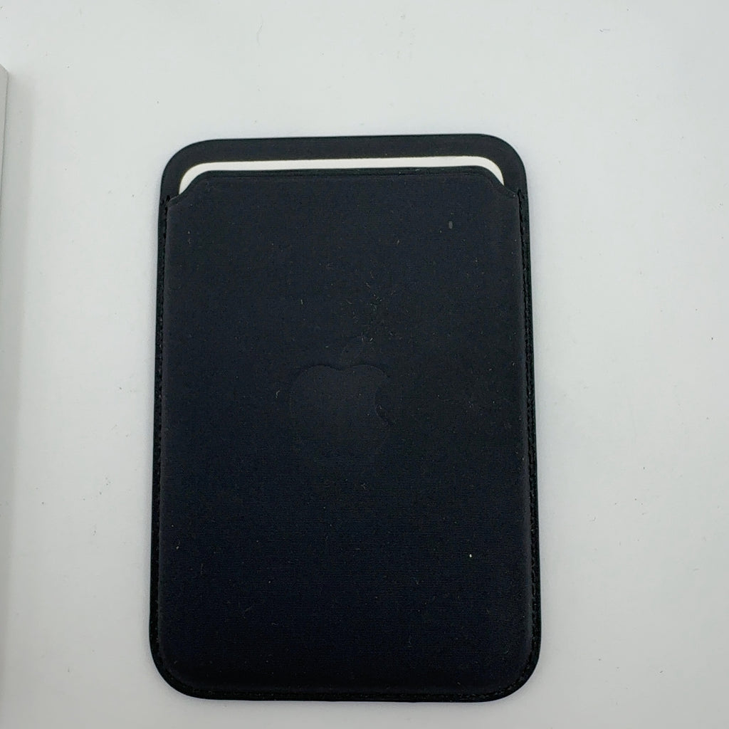 Apple Iphone Finewoven Wallet With Magsafe - Black