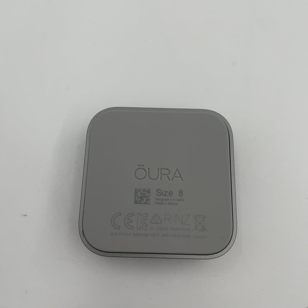 Oura Ring 4 Silver - Size 8
