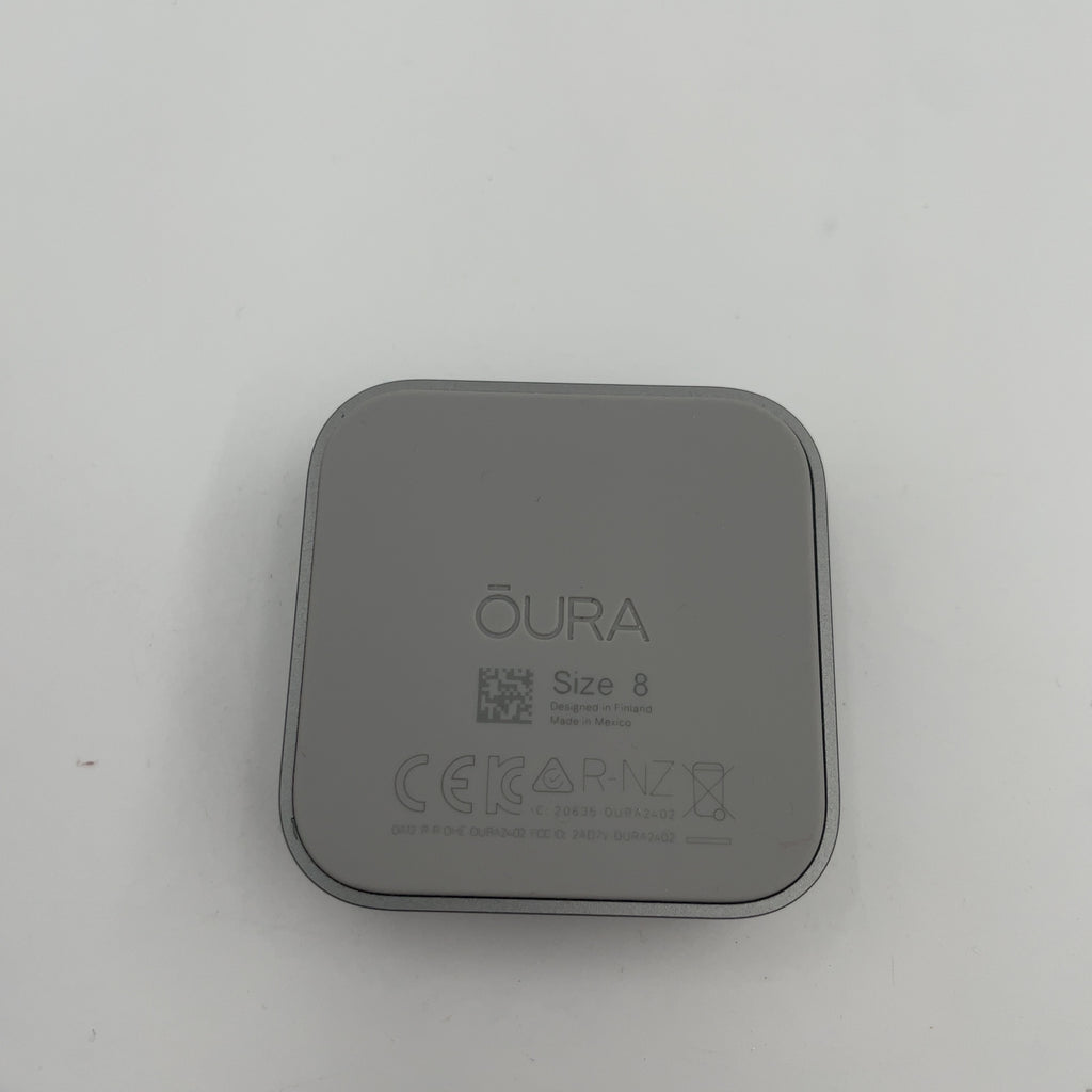 Oura Ring 4 Silver - Size 8