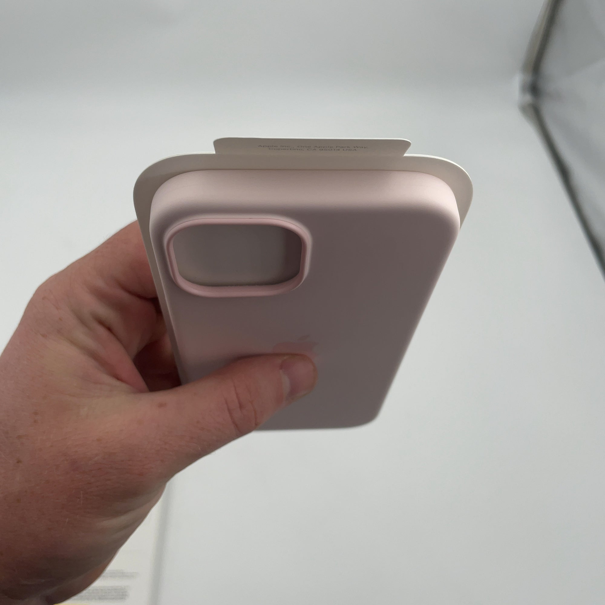 Apple Iphone 15 Silicone Case With Magsafe - Light Pink