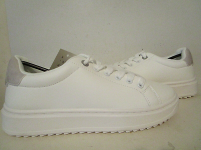 Women's Peggy Sneakers - A New Day White/Cream 11